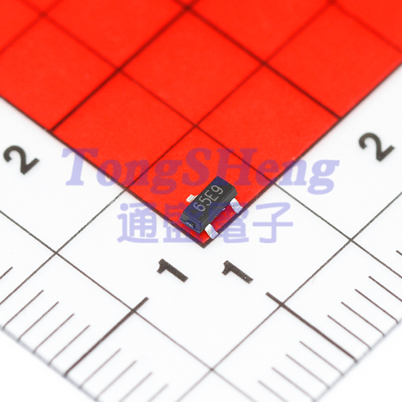 ME6206A33M3G 662K 3.3V SOT-23 LDO穩(wěn)壓器集成IC